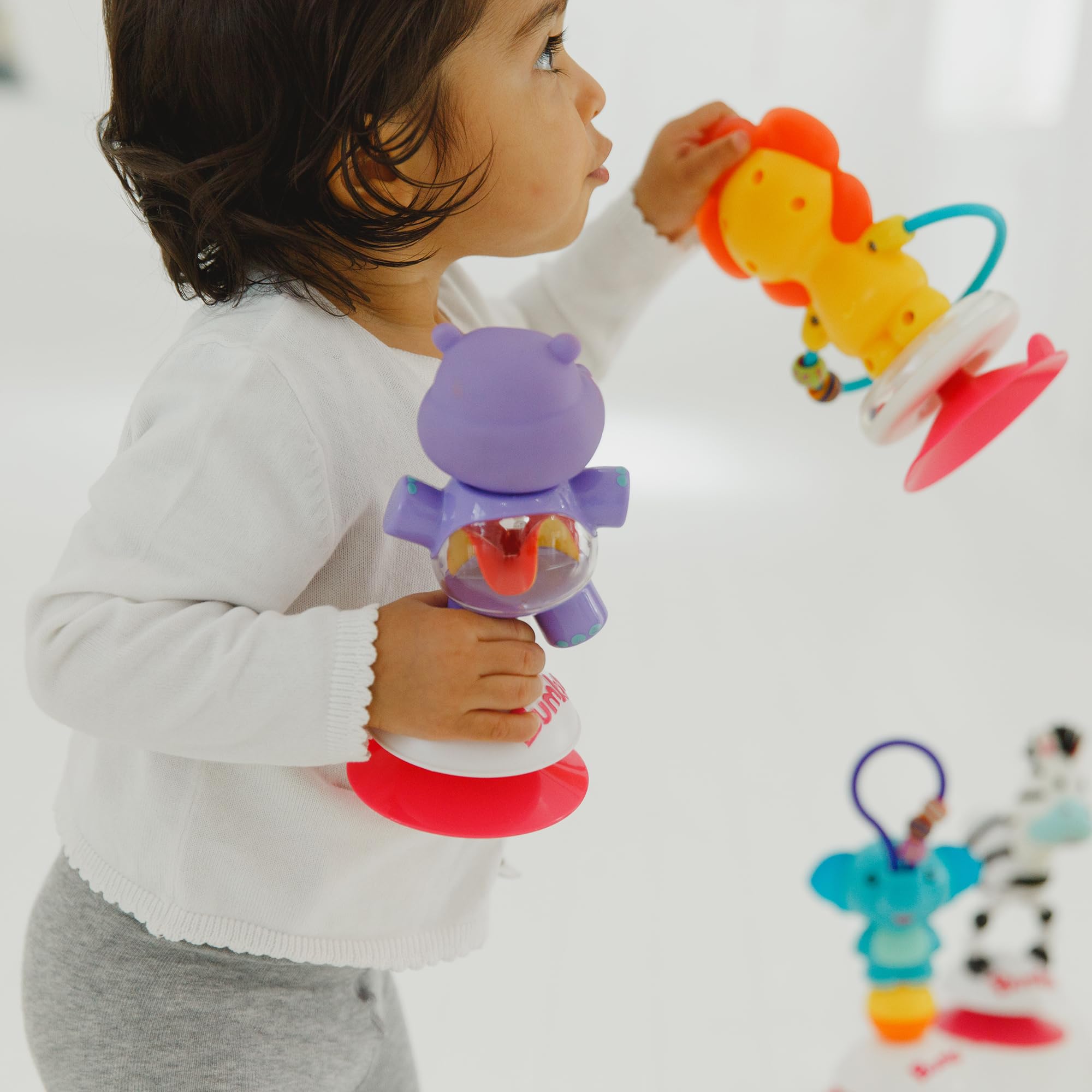 bumbo-hildi-hippo-saugnapf-spielzeug image 3