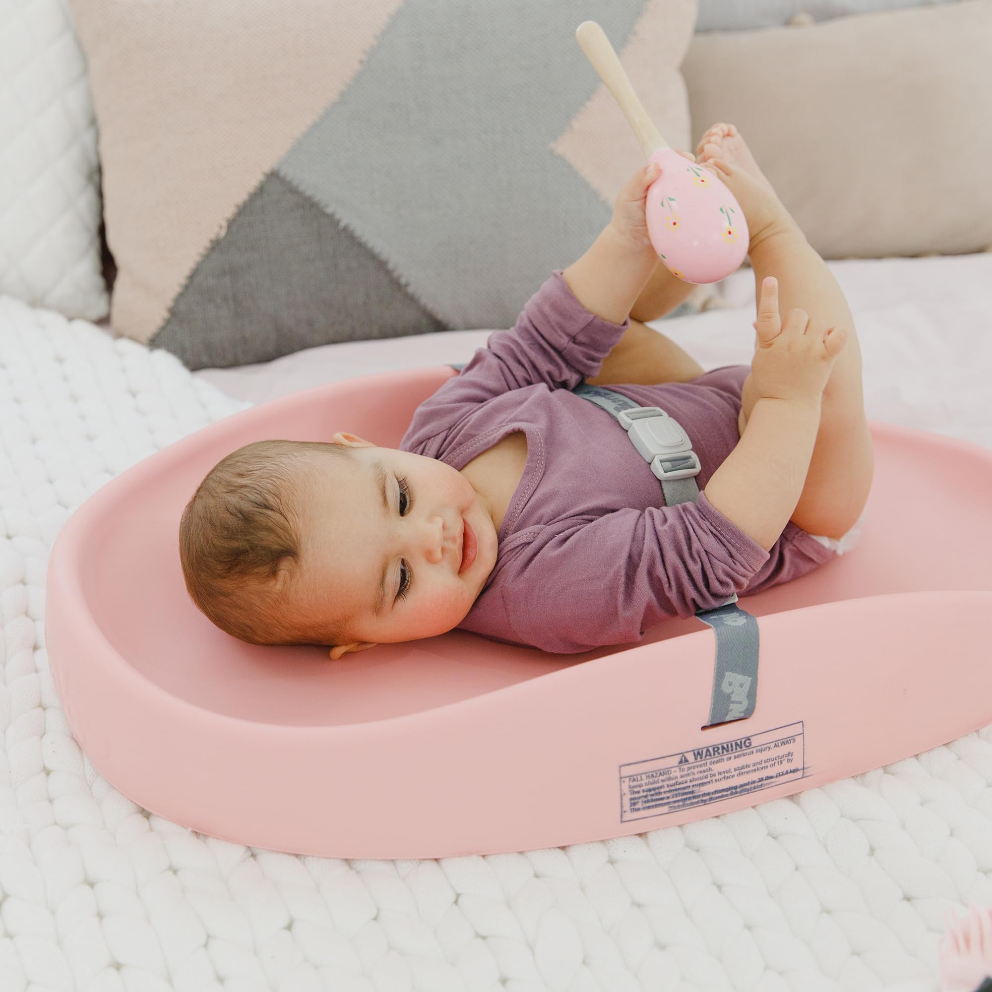 bumbo-baby-wickelunterlage-wiege-rosa-mit-sicherheitsgurt-anti-roll image 6