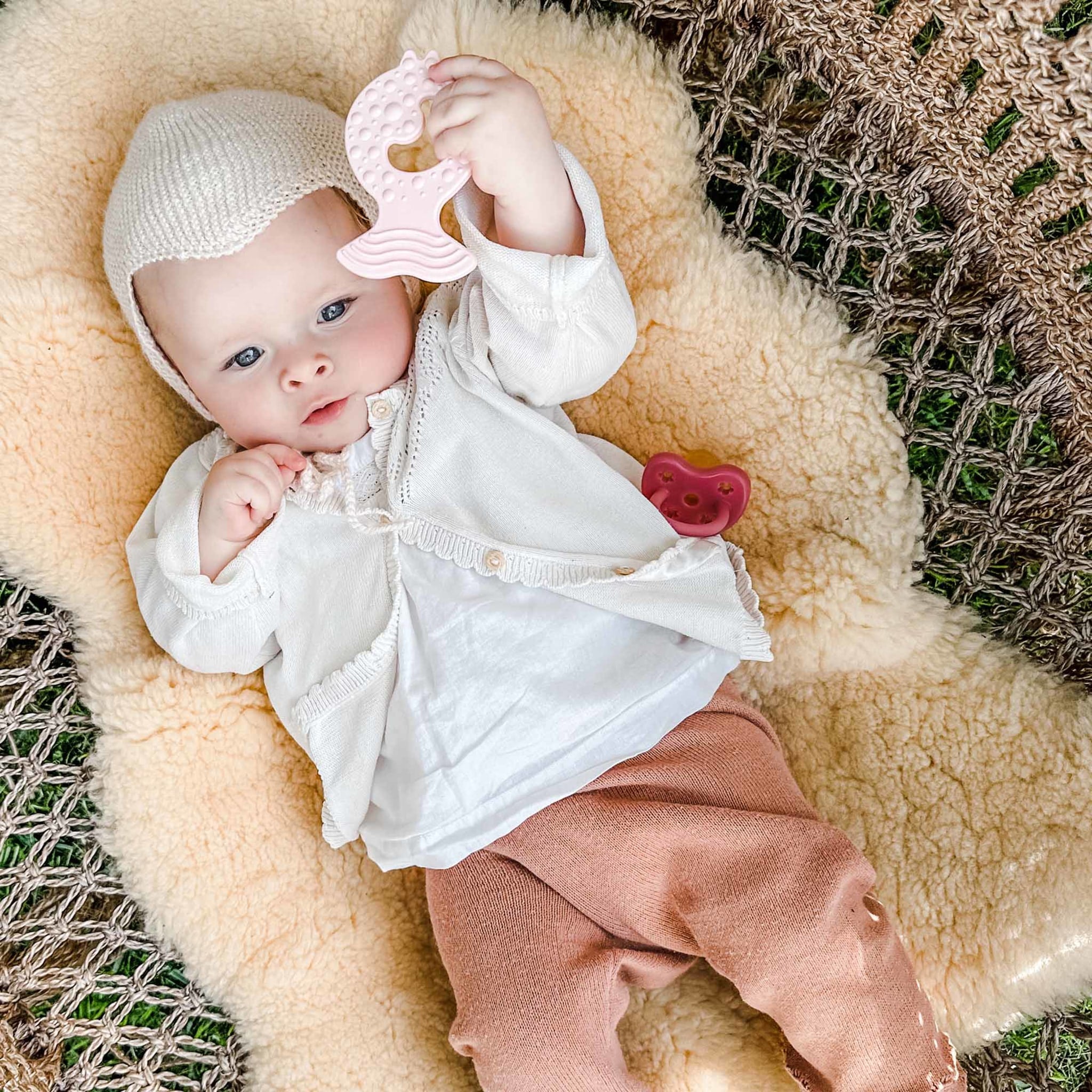 hevea-fisch-bei-ring-aus-100-naturkautschuk-f-r-babys image 4