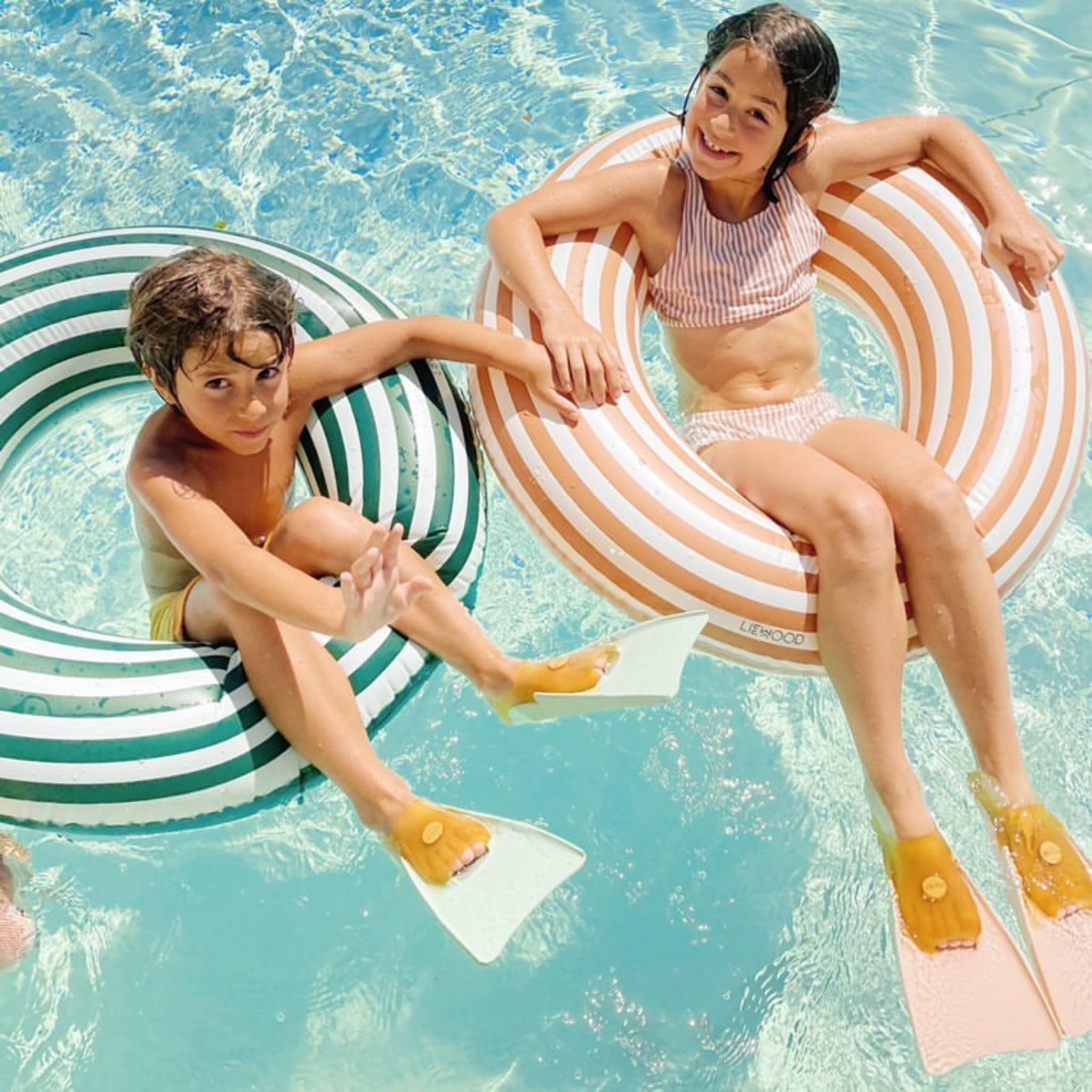 hevea-schwimmflossen-kinder-aus-upcyceltem-naturkautschuk image 3