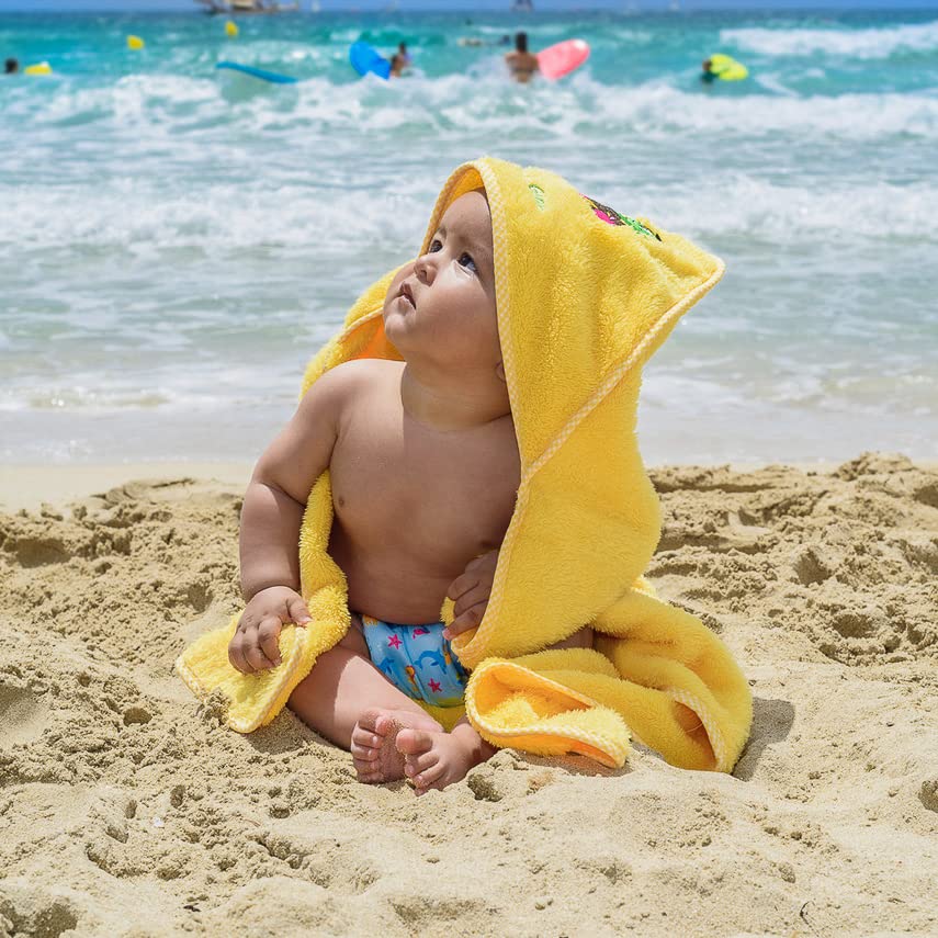 freds-swim-academy-fred-gina-kapuzenhandtuch-gelb-aus-frottee-f-r-babys-und-kind image 4