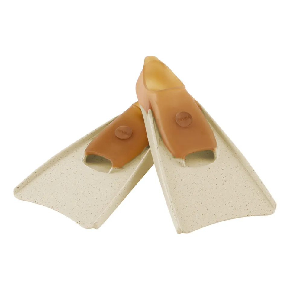 hevea-schwimmflossen-kinder-aus-upcyceltem-naturkautschuk image 1
